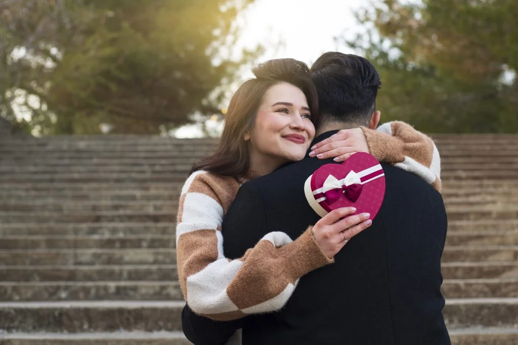 sevgili ile yapılacak aktivite, hediye almak