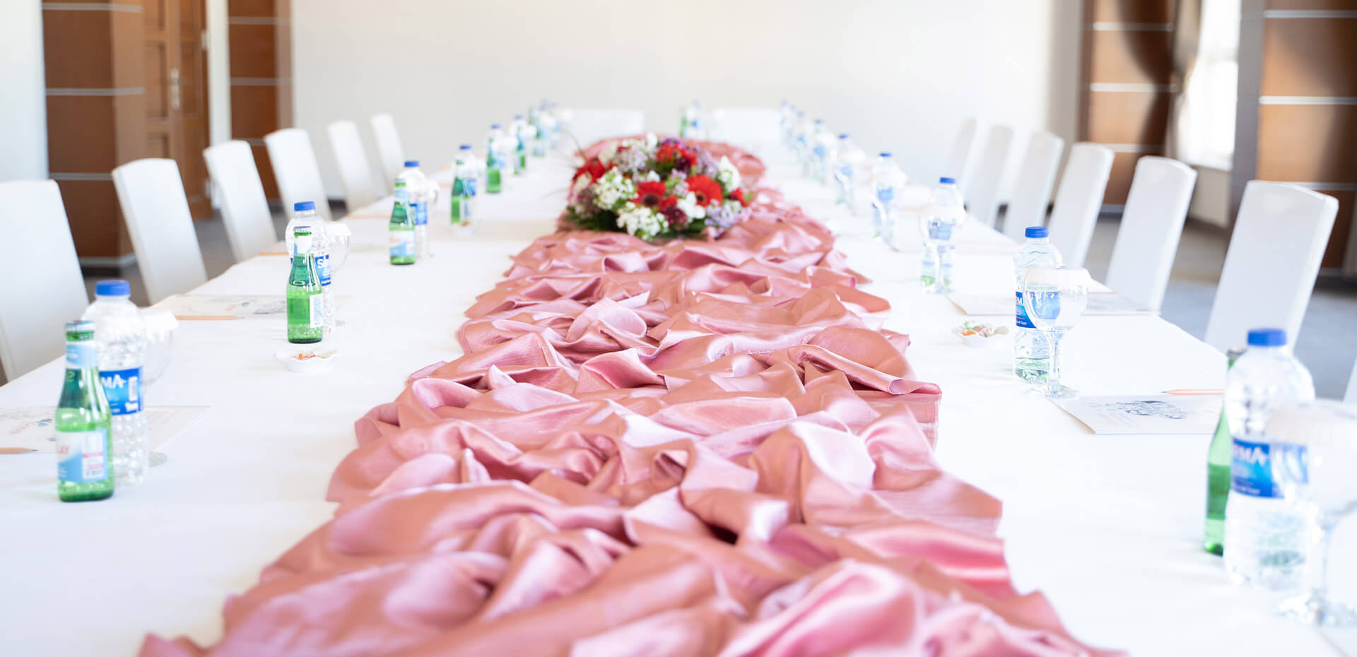 Площадь: 131 м² | Средняя вместимость: 100 человек Image